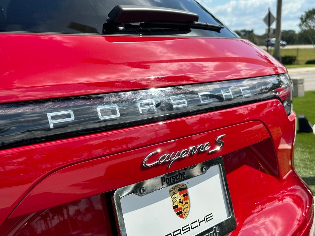 2023 Porsche Cayenne S